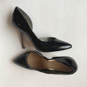BCBG 4” Black Pointed Toe Heels Sz. 9.5